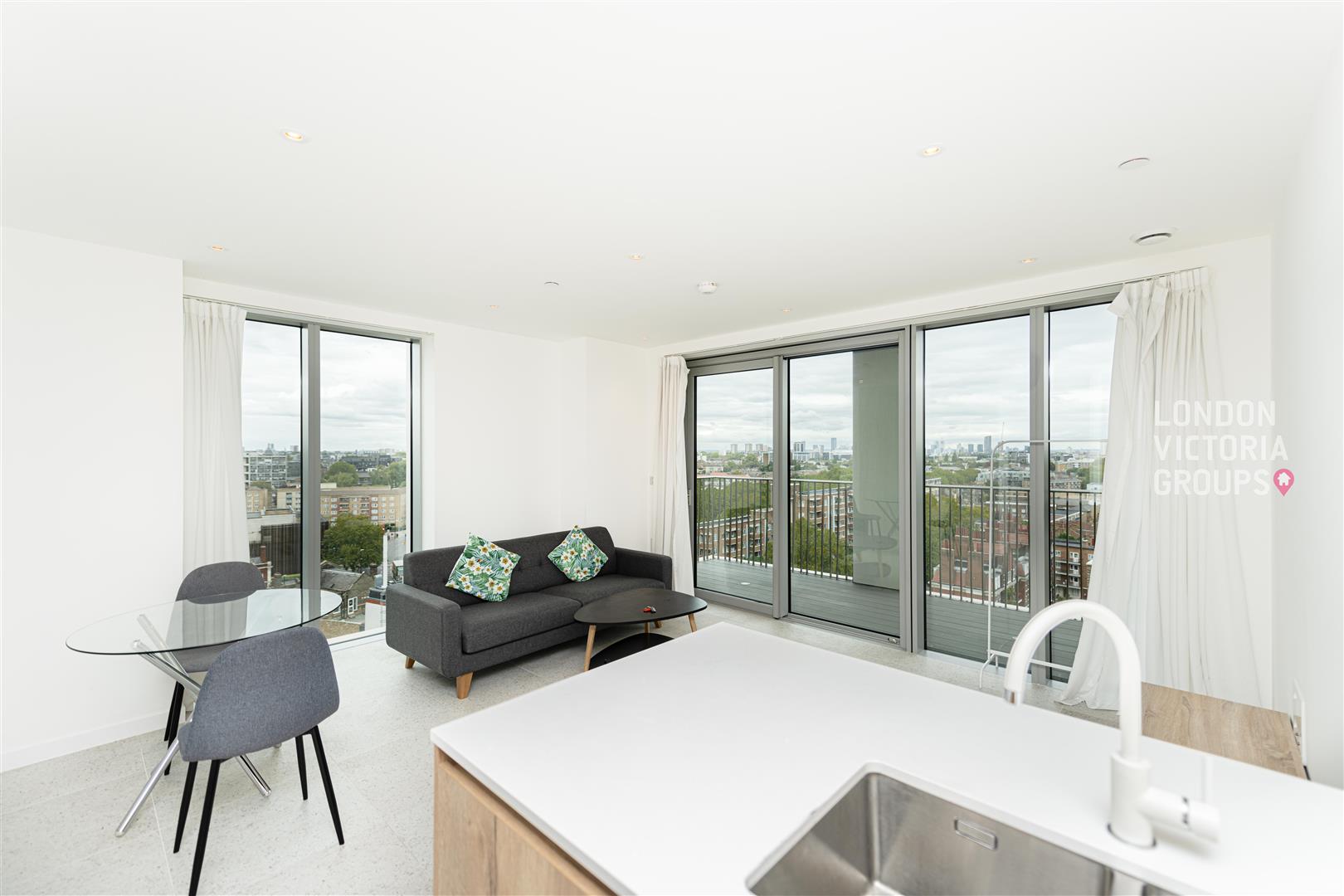 1 bed property in 5 Tapestry Way, London